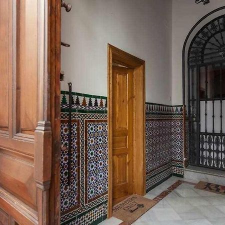 إشبيلية Monkeys Apartments El Arenal Santas Patronas المظهر الخارجي الصورة