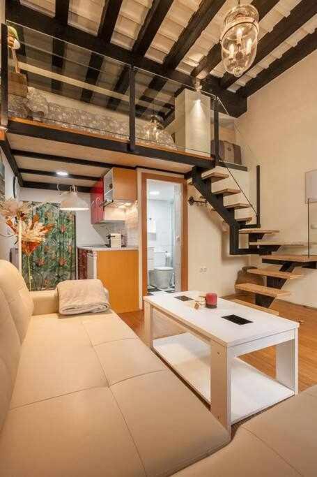 إشبيلية Monkeys Apartments El Arenal Santas Patronas المظهر الخارجي الصورة