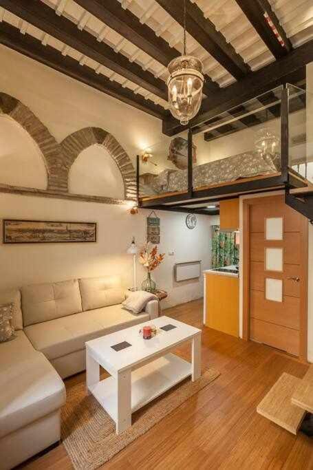 إشبيلية Monkeys Apartments El Arenal Santas Patronas المظهر الخارجي الصورة