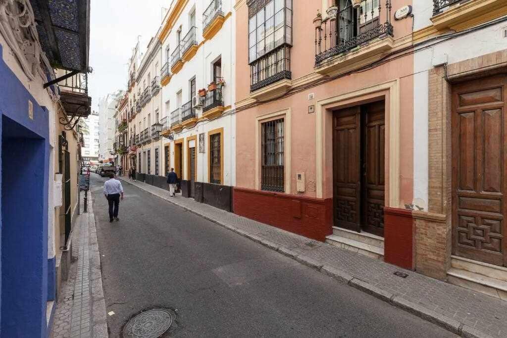 إشبيلية Monkeys Apartments El Arenal Santas Patronas المظهر الخارجي الصورة